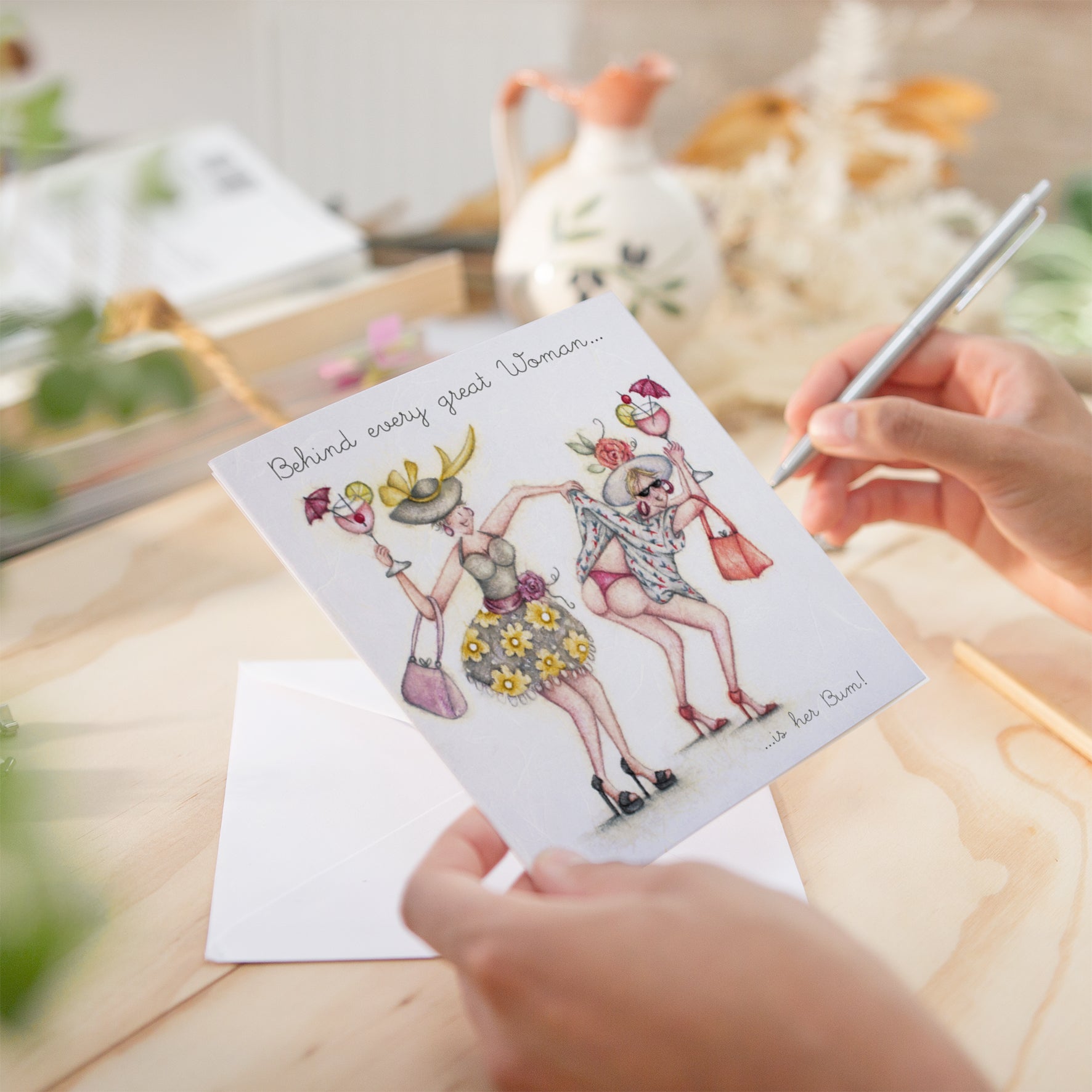 LL316 - Behind every women