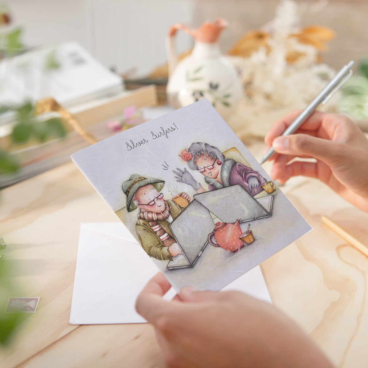 LT18 - Silver Surfers