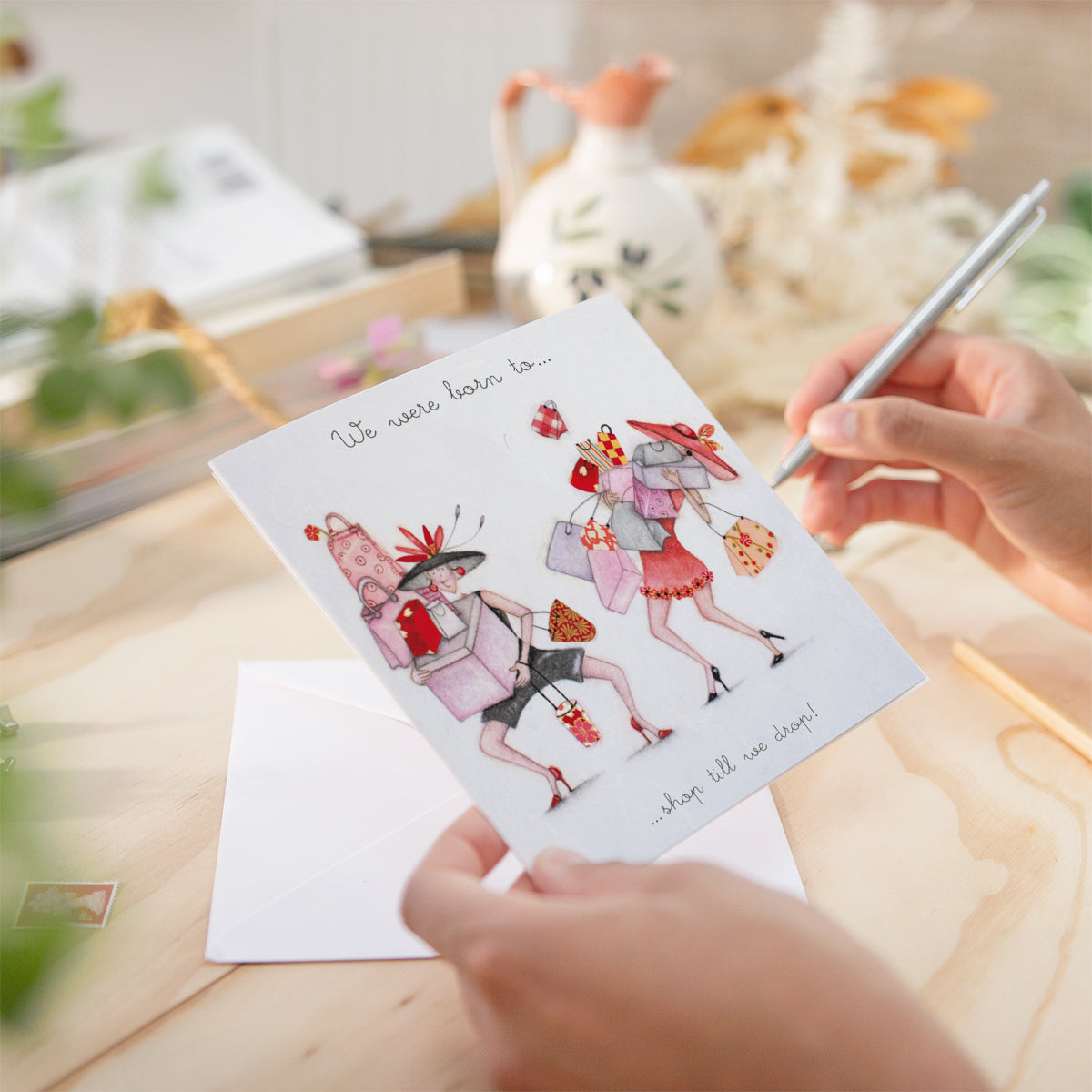 LL278 - Born to shop